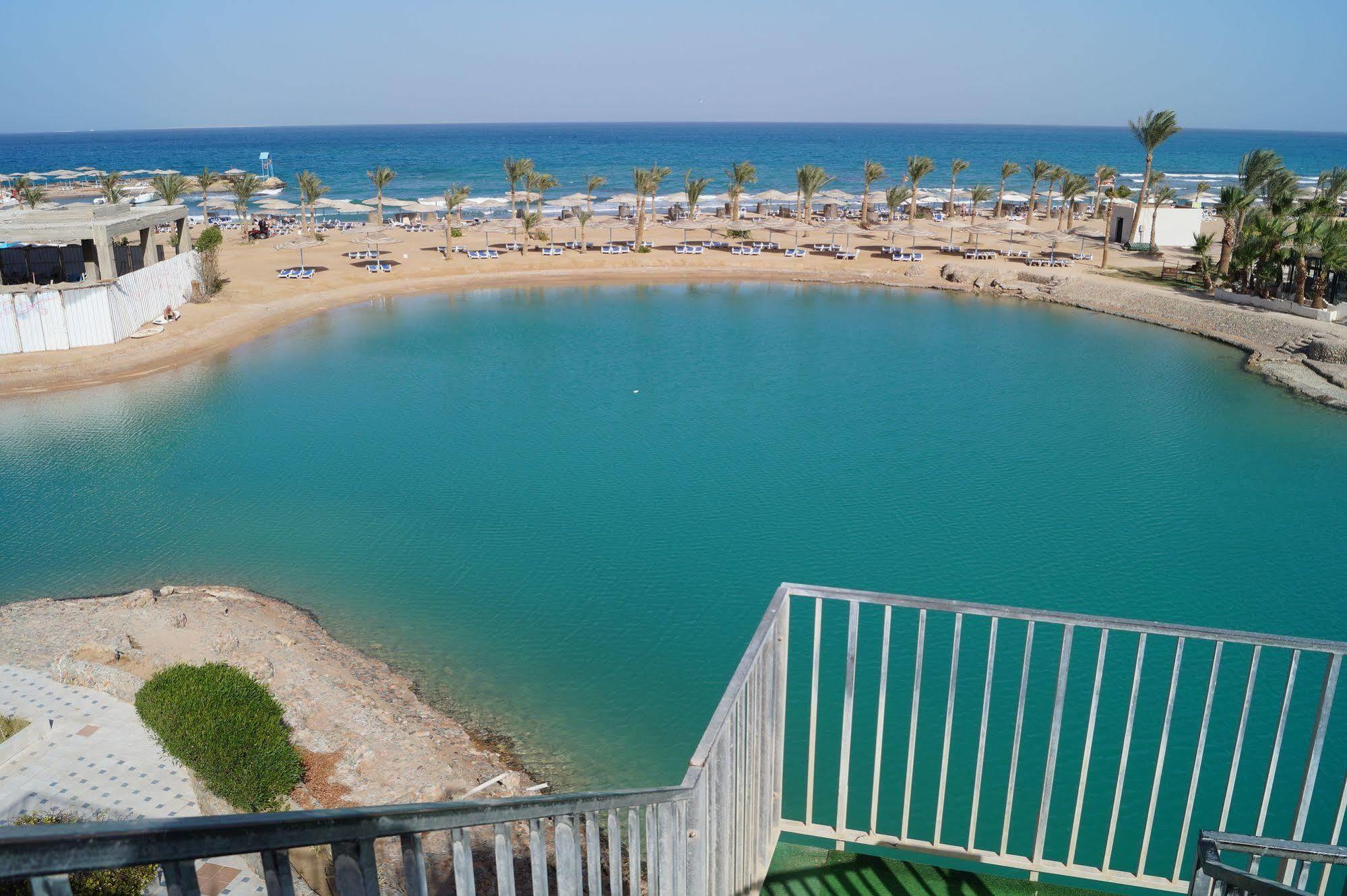 Blend Club Aqua Resort Gurdaka Kültér fotó