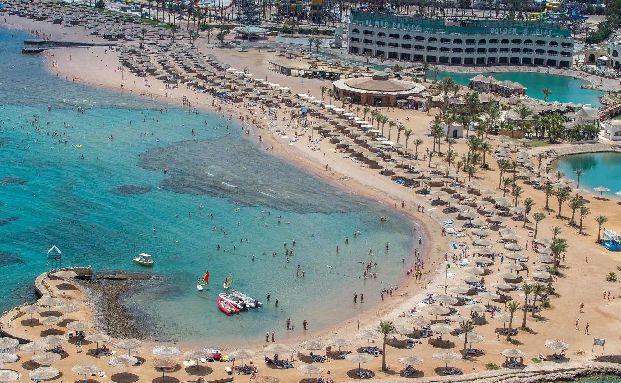 Blend Club Aqua Resort Gurdaka Kültér fotó