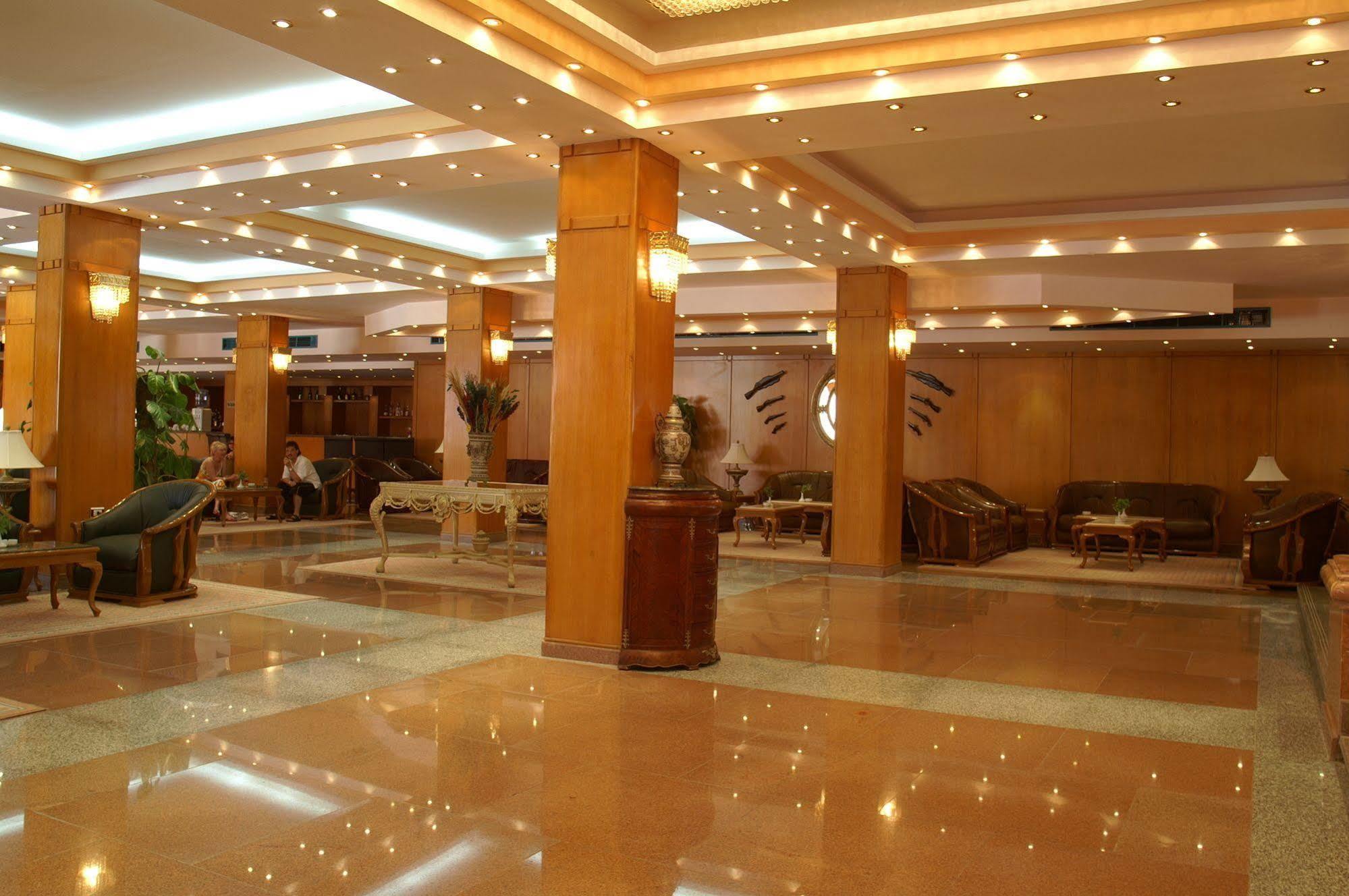Blend Club Aqua Resort Gurdaka Kültér fotó